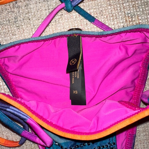 Vix Swimwear Bikini Small top, XS bottom - Picture 5 of 6